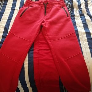 Red Akademik joggers